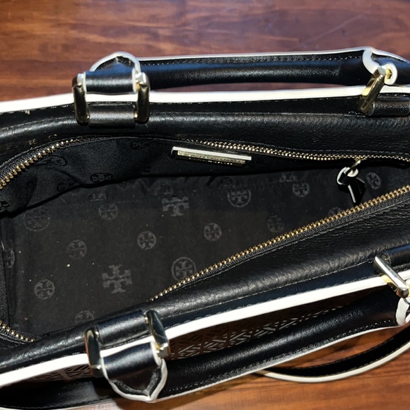 Tory Burch black laser cut purse- used once - Picture 4 of 6